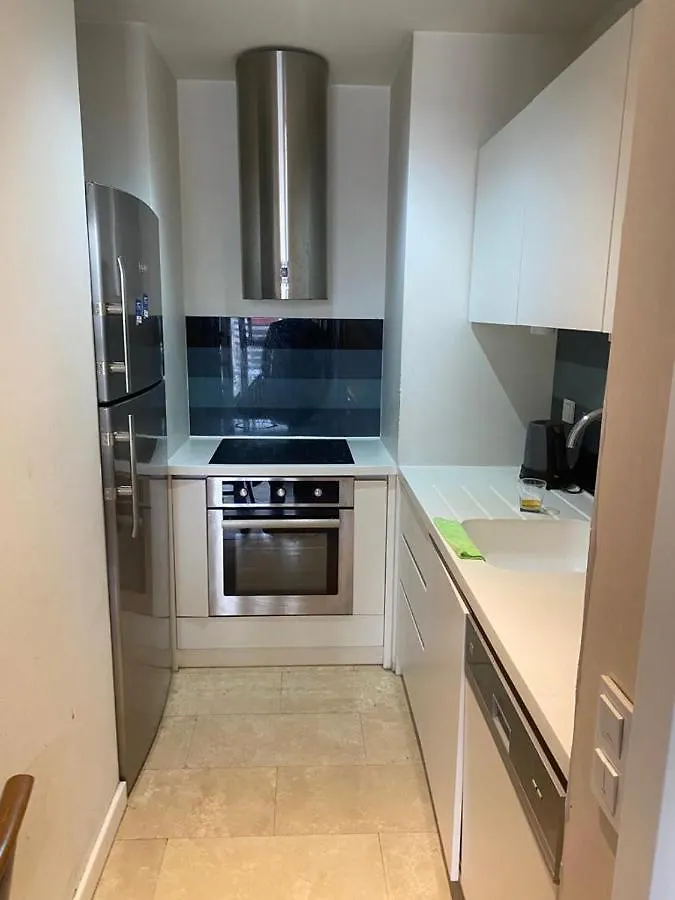 Apartment G Plus Tower Istanbul